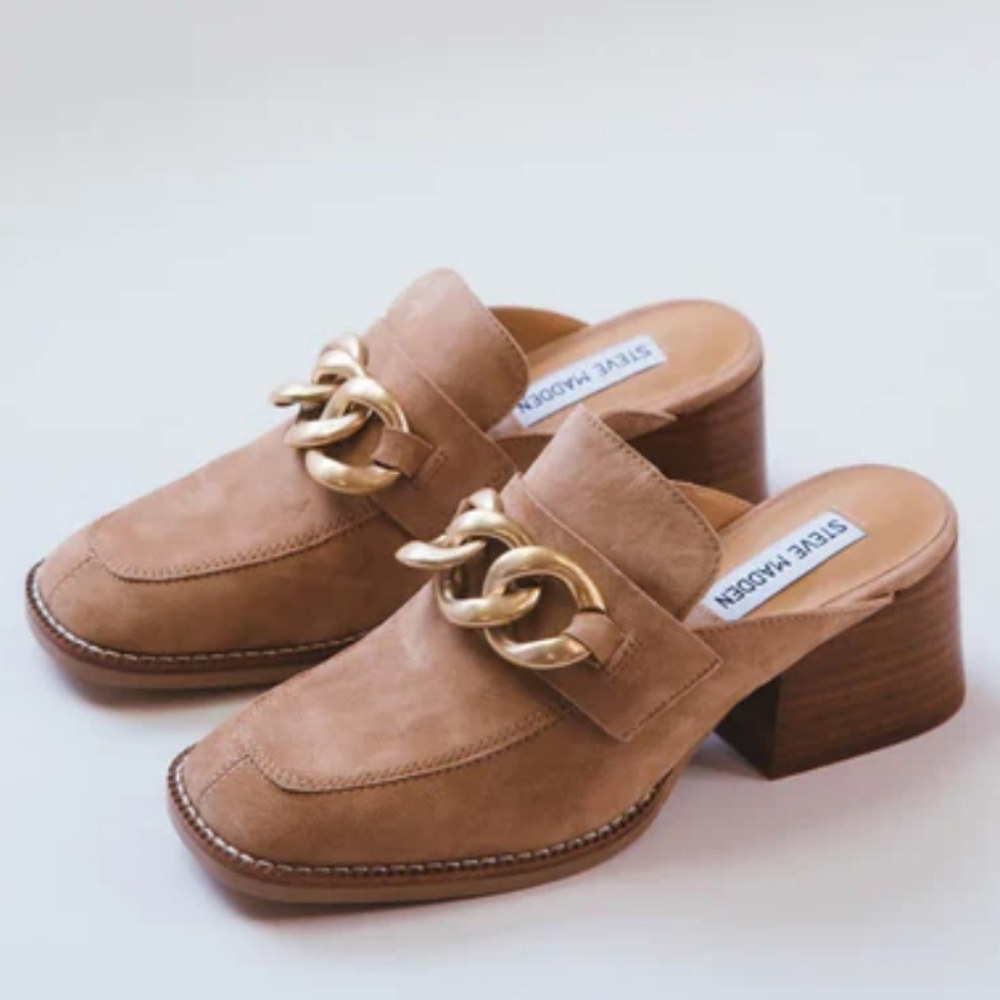 Steve Madden Beige Suede Mules with Metallic Chain